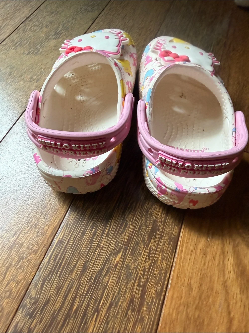 CROCS Hello Kitty Pink & White Kids Clogs Size 6